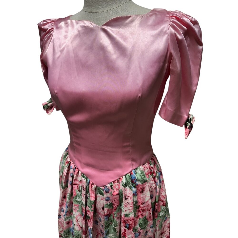 Vintage Debbie Robitaille Pink Satin‎ Bodice Floral Skirt Hi Low Floor Length - Picture 6 of 6